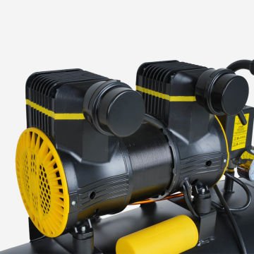 Rtrmax RTM7450 Yüksek Hızlı Yağsız Hava Kompresörü 50 Lt 2.0 Hp