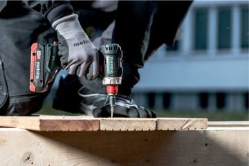 Metabo Akülü Vidalama Matkabı BS 18 L BL Q (2 x 2,0 Ah Akü)