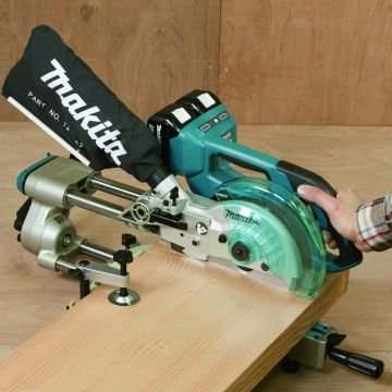 Makita Akülü Gönye Kesme Makinesi DLS714RT2 (2 x 5,0 Ah Akü) (190 mm)