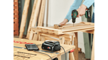 Bosch Şarj Cihazı UniversalUSB 18V-45 - 1600A02WS1