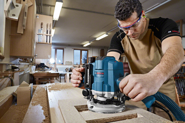 Bosch GOF 1250 CE Freze Makinesi - 0601626000