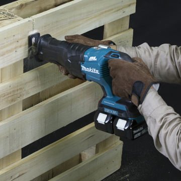 Makita Akülü Panter Testere Makinesi DJR360RF2 (2 x 3,0 Ah Akü)