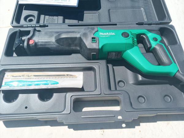 Makita M4501KM KILIÇ TESTERE 1010W - MAKM4501KM