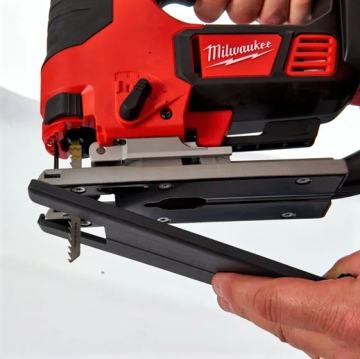 Milwaukee M18 Bjs-402C Akülü Dekupaj