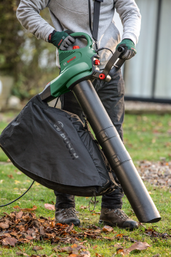 Bosch Yaprak Toplama Makinesi UniversalGardenTidy 3000 - 06008B1001