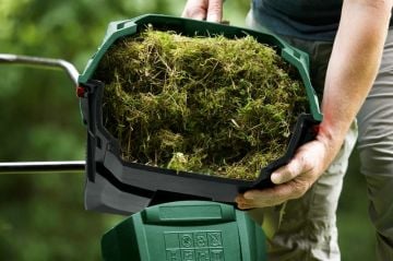 Bosch Çim Havalandırma Makinesi UniversalRake 900 - 060088A001