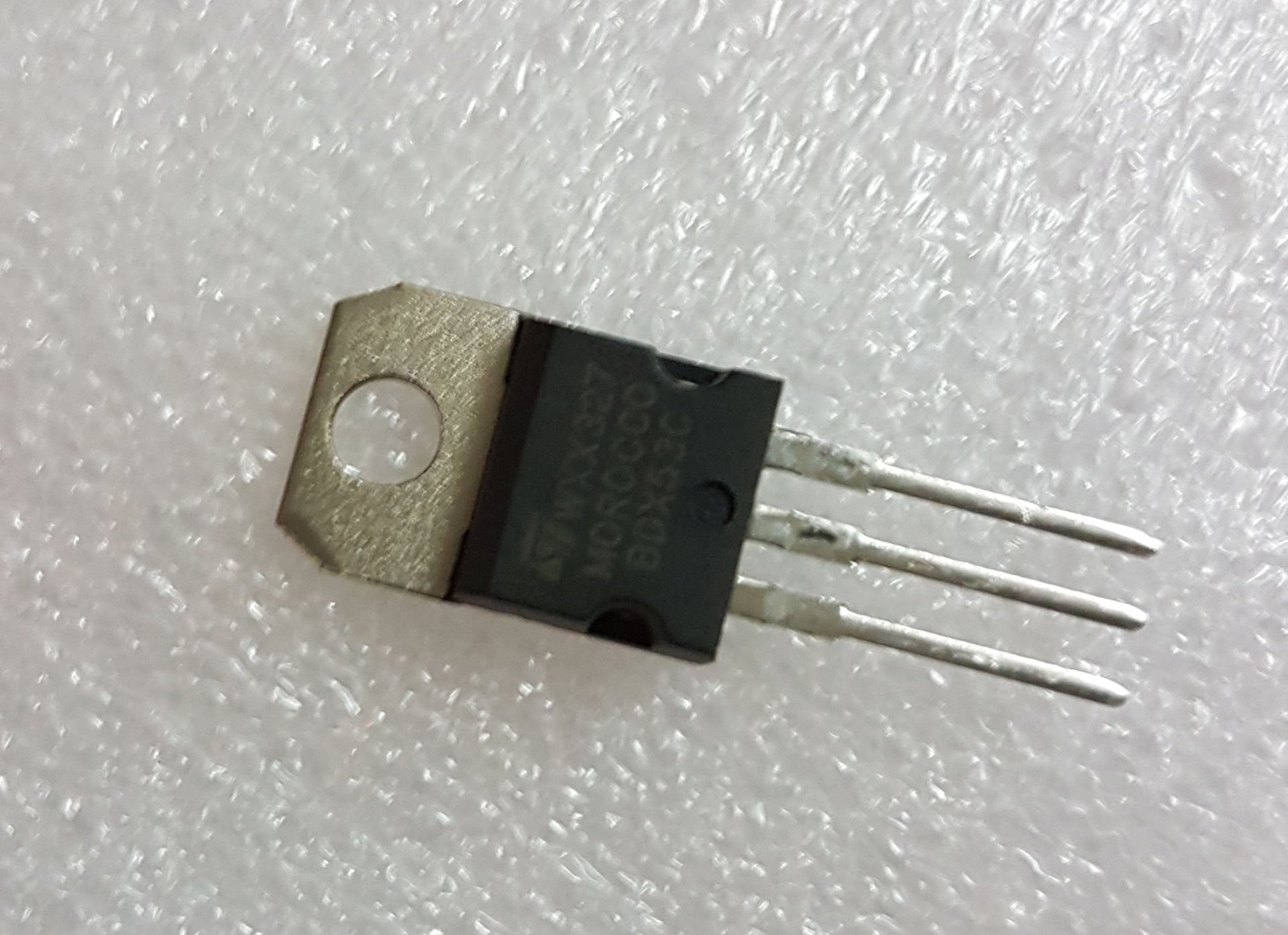 Schukat Npn Darl. 100V 8A 60W To220