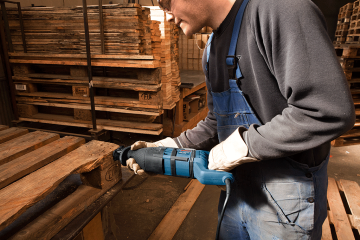 Bosch Panter Testere Makinesi GSA 1300 PCE + Norton Panter Testere Bıçağı (Et Kesimine Uygun) + Eğe Kalın 10 İnç + Paslanmaz Kesilmez Çelik Eldiven XXL