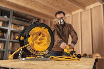 Stanley IP44 ST-G Serisi 1 Soketli 25+2 Metre Makaralı Kablo 3x1.5 mm H05VV-F