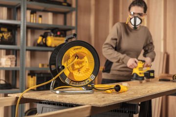 Stanley IP44 ST-G Serisi 1 Soketli 25+2 Metre Makaralı Kablo 3x1.5 mm H05VV-F