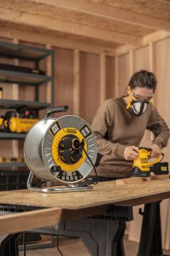 Stanley IP44 Metal 4 Soketli 25 Metre Makaralı Kablo 3x1.5 mm H05VV-F
