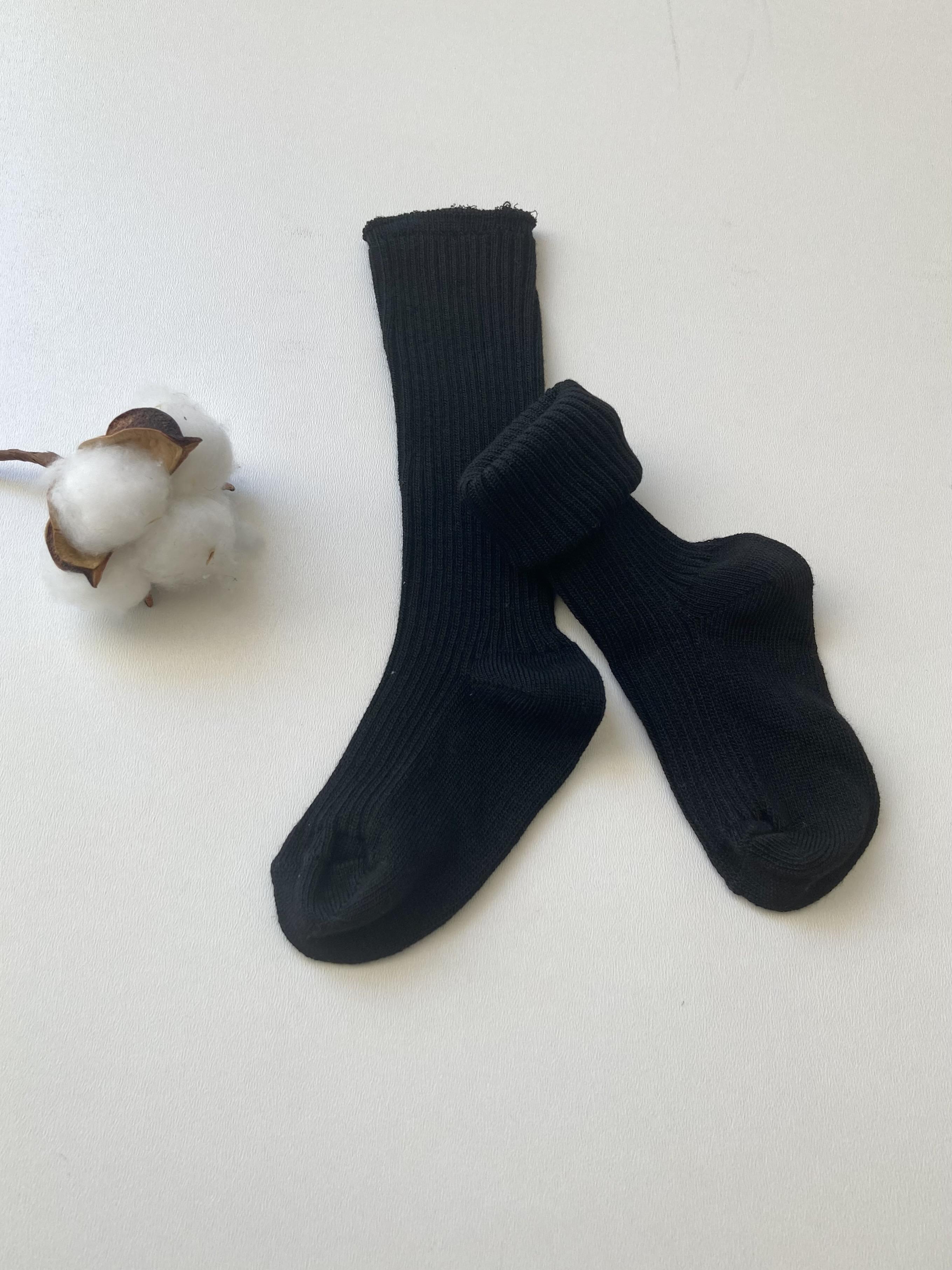 Siyah Fitilli Diz Altı Çorap