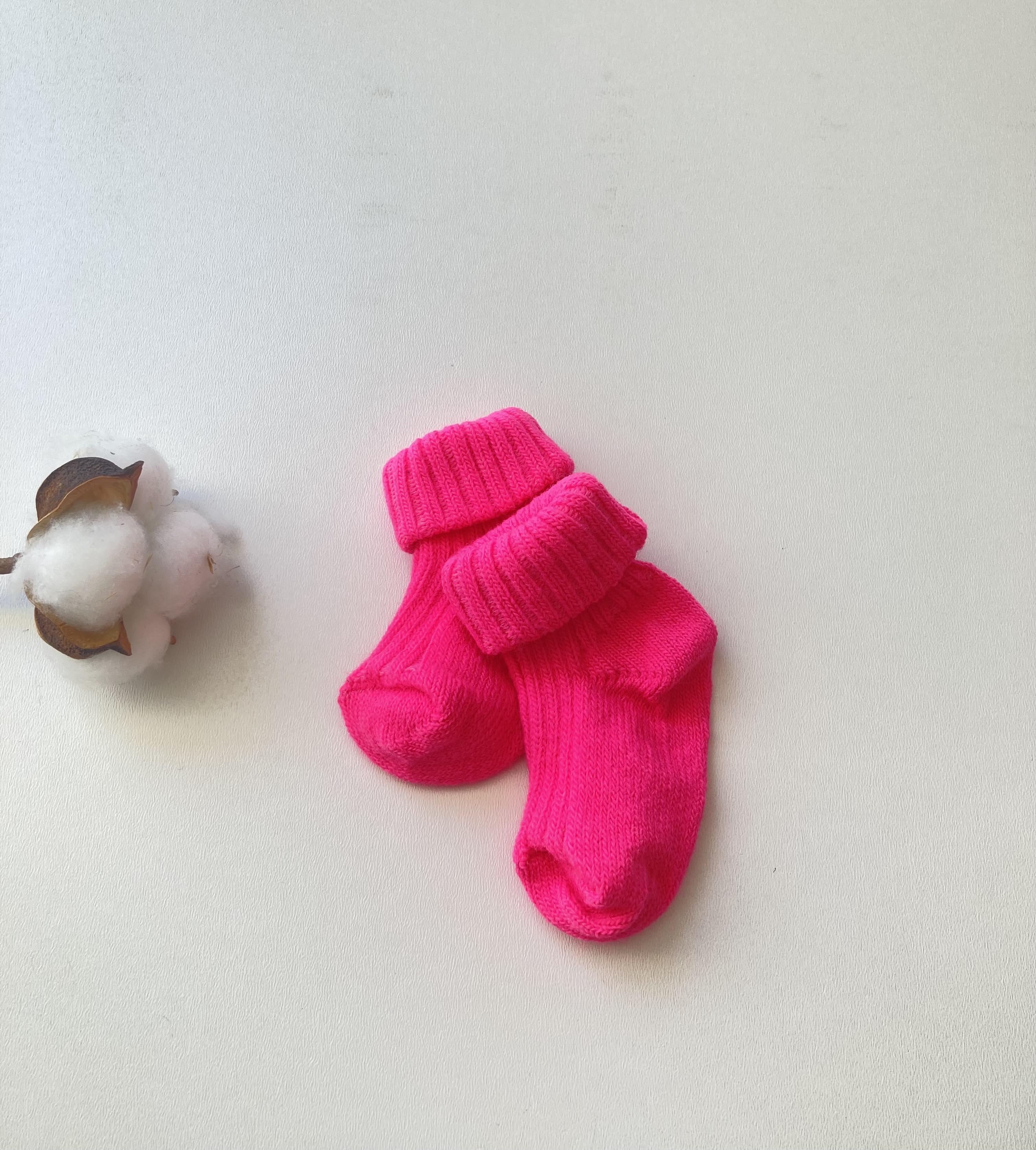 Pembe Fosforlu Fitilli 0-6 Ay Bebek Çorabı