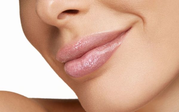 MISS PUPA GLOSS Ultra-Shine Lip Gloss Instant Volume Effect