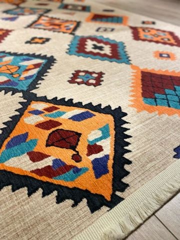 Renkli Etnik Desenli Kaymaz Taban Baskı Kilim