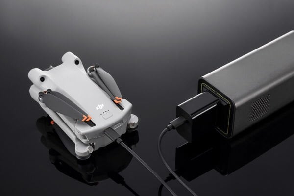 DJI 30W USB-C CHARGER