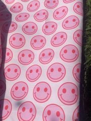 Pembe Smile Desenli Kumaş