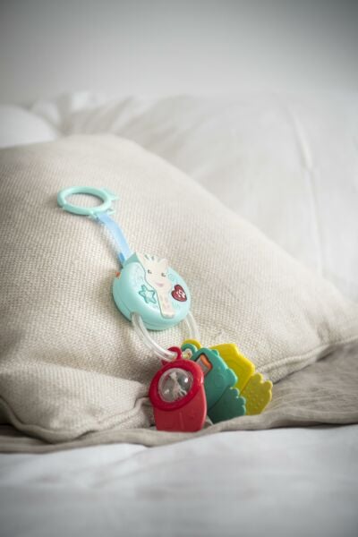 Sophie la Girafe Lights & sound sesli ve ışıklı anahtar çıngırak