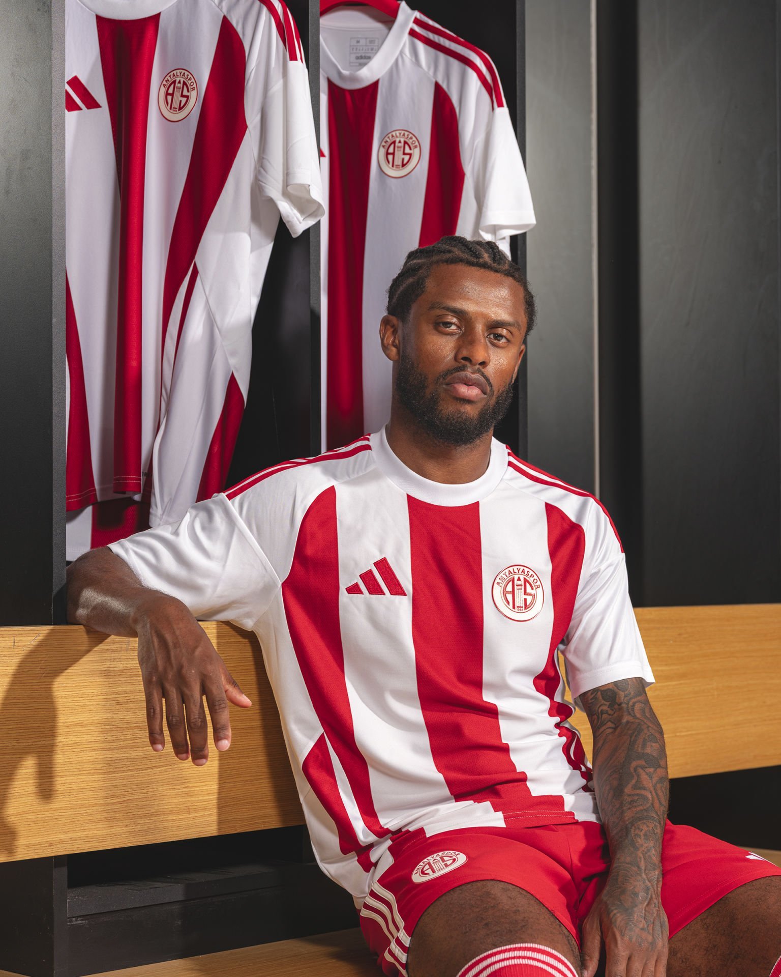 ANTALYASPOR EFSANE ÇUBUKLU 2025-26 SEZON MAÇ FORMASI