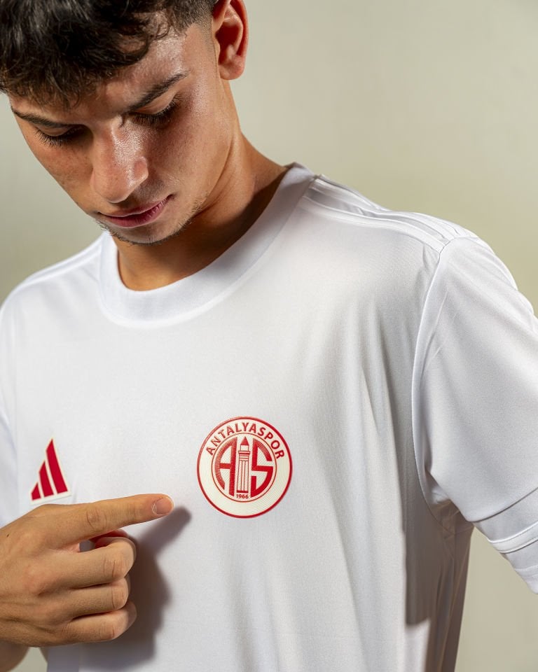 ANTALYASPOR 2025-26 SEZON BEYAZ MAÇ FORMASI
