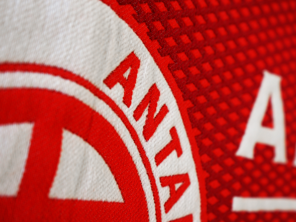 ANTALYASPOR DOKUMA DESENLİ YARIM LOGO ATKI