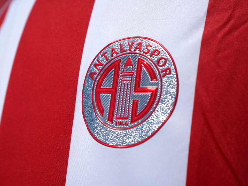 ANTALYASPOR TARAFTAR ÇUBUKLU FORMA