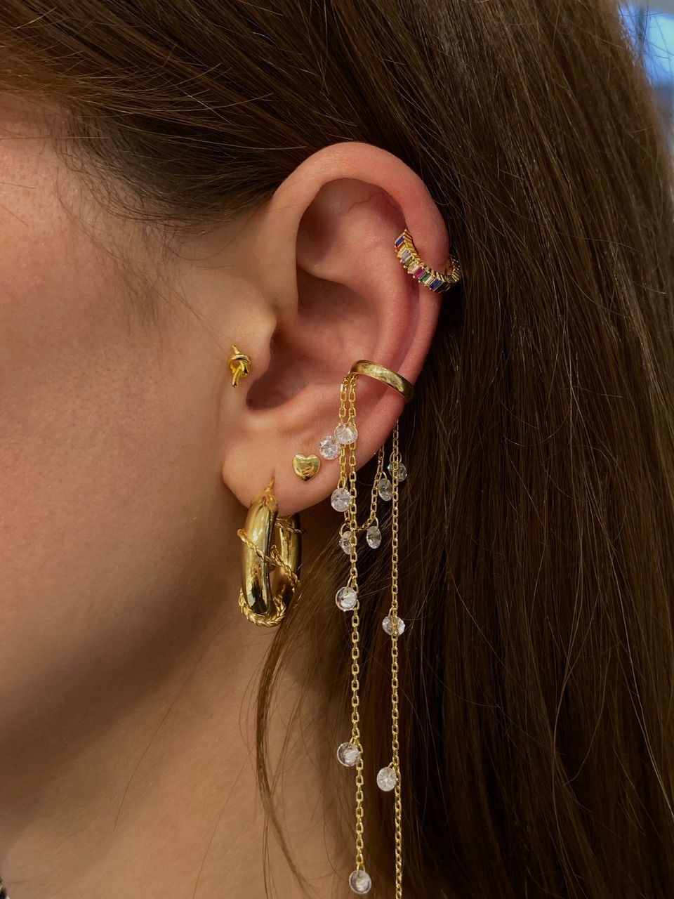 925 Gümüş | Beyaz Taş Detaylı Sallantılı Zincir Ear Cuff