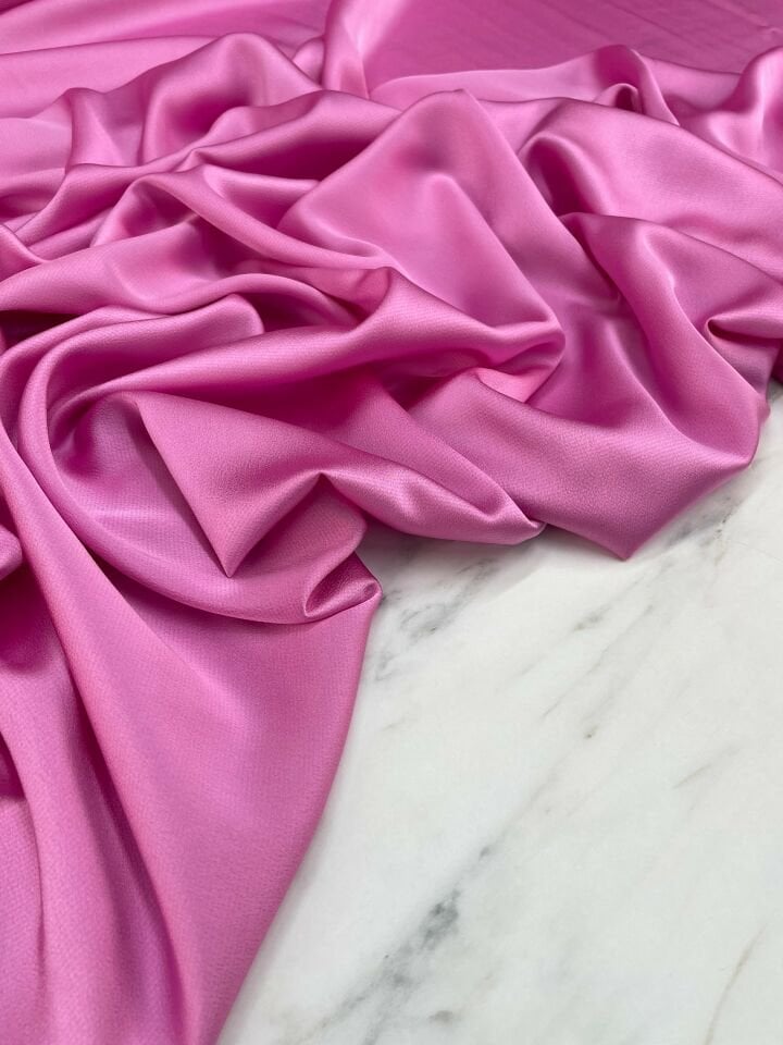 Pembe Düz Elbiselik İpek Saten Kumaş