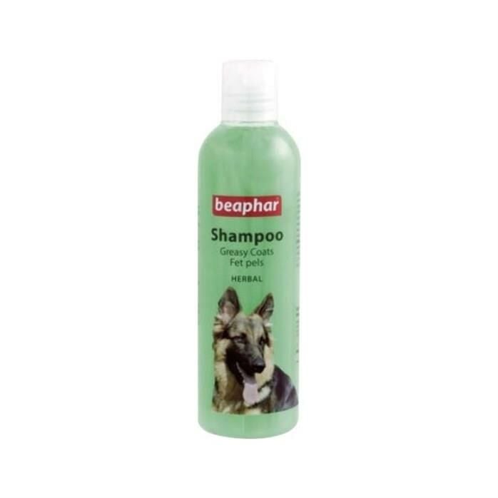 Beaphar Yağlı Ciltli Köpekler İçin Bitki Özlü Şampuan 250ml