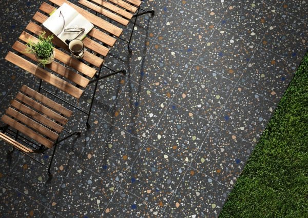 600X600 SOLO SIYAH TAM PARLAK REKTIFIYE