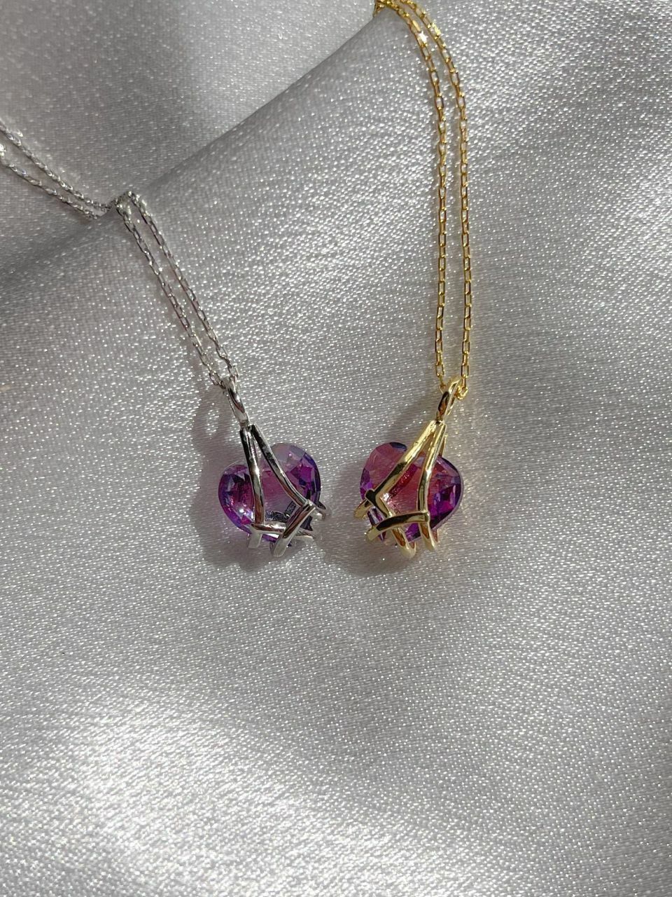 Diamond castle heart necklace deals