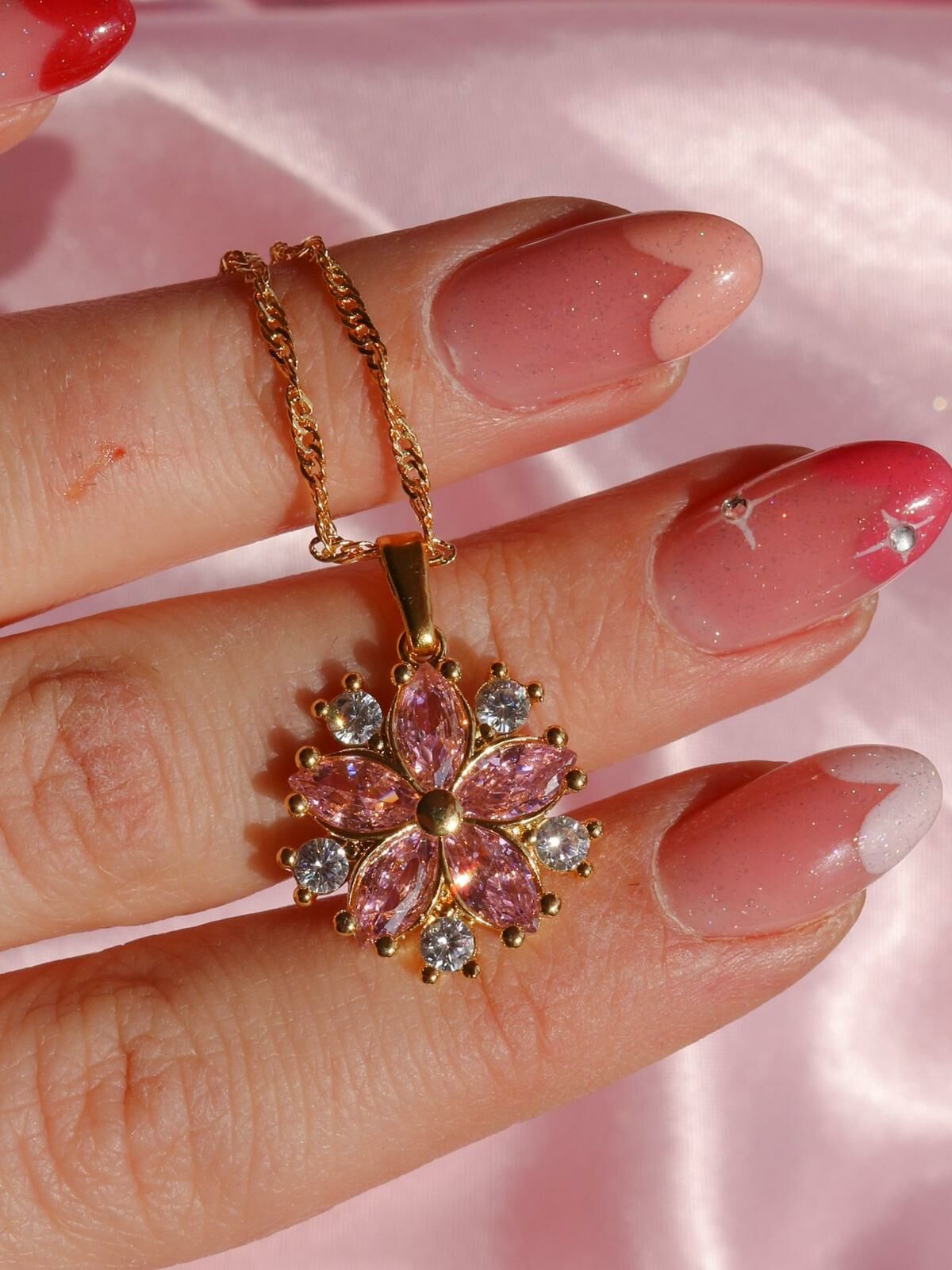 Dahlia 2024 flower necklace