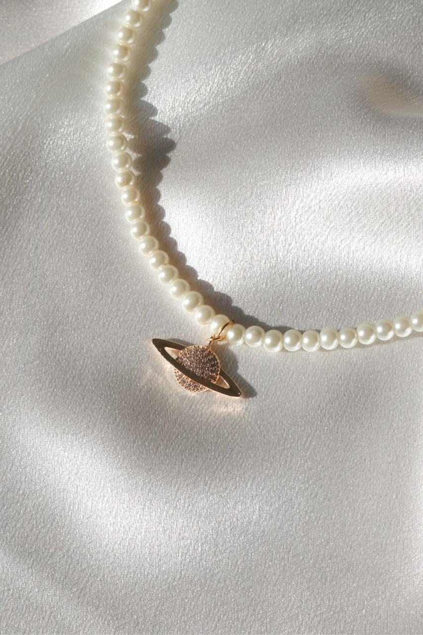 Saturn choker deals