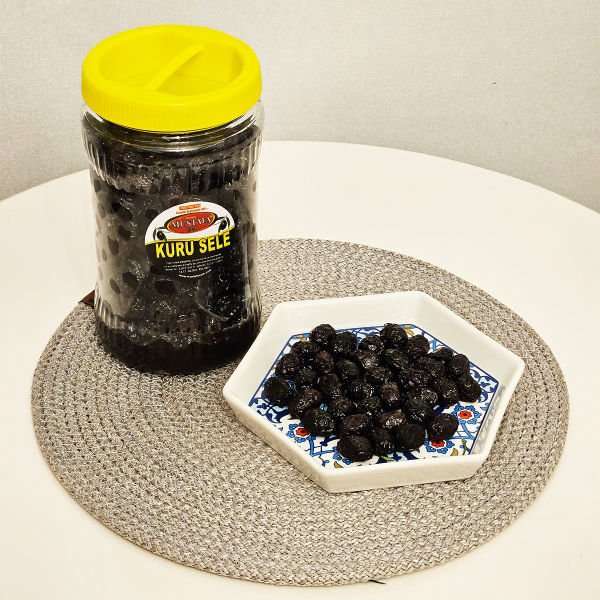 Kuru Sele Siyah Zeytin - 1 Kg