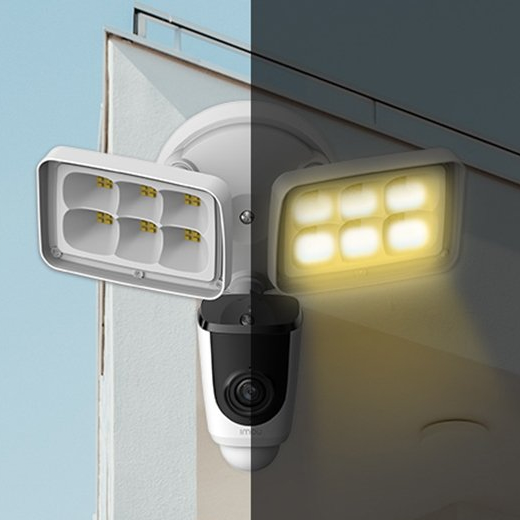 Securitas Floodlight Akıllı Wifi Kamera