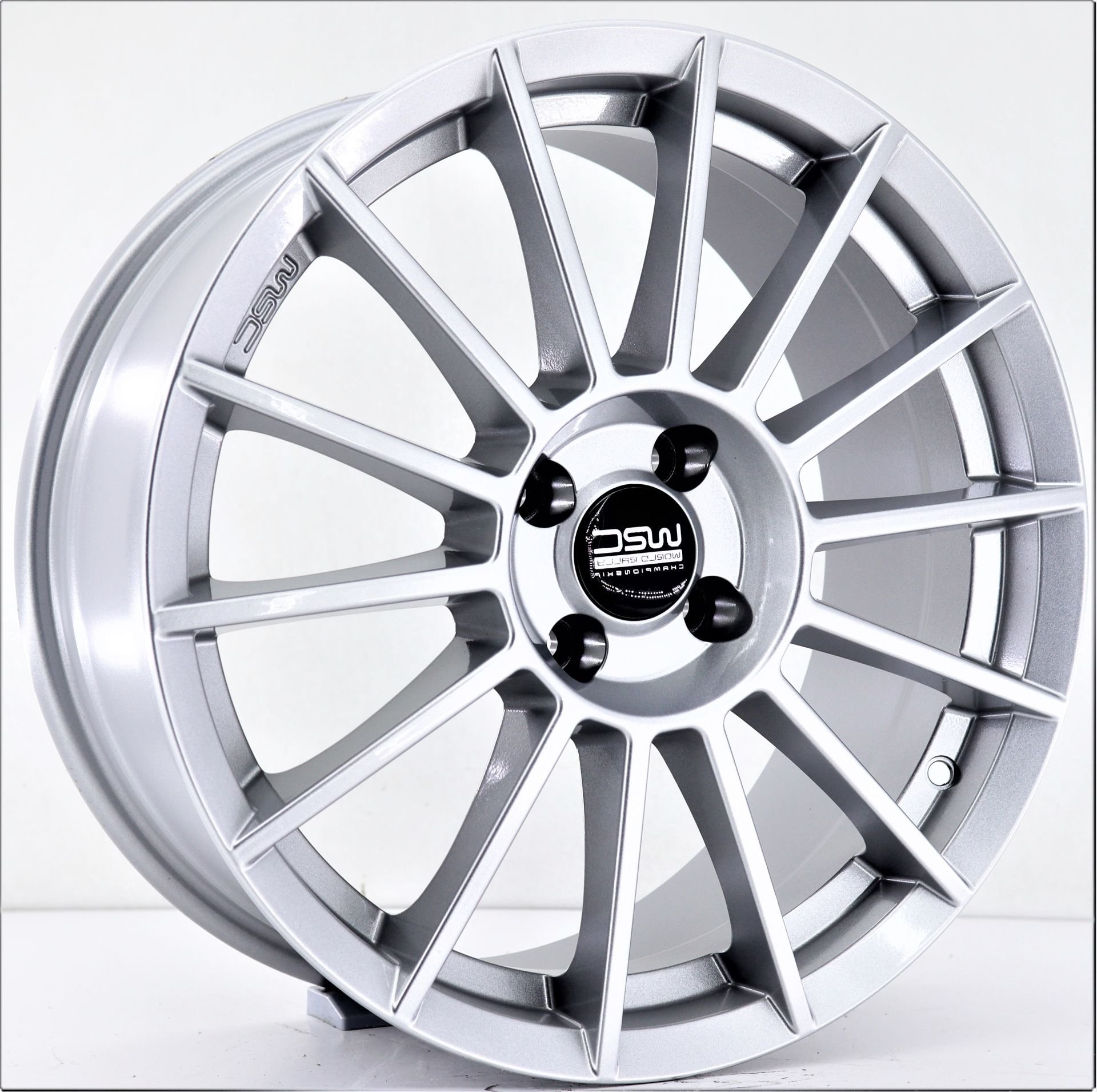 17 İnç 4X100 Fiat Renault Opel Honda Hyundai Silver Jant Takım