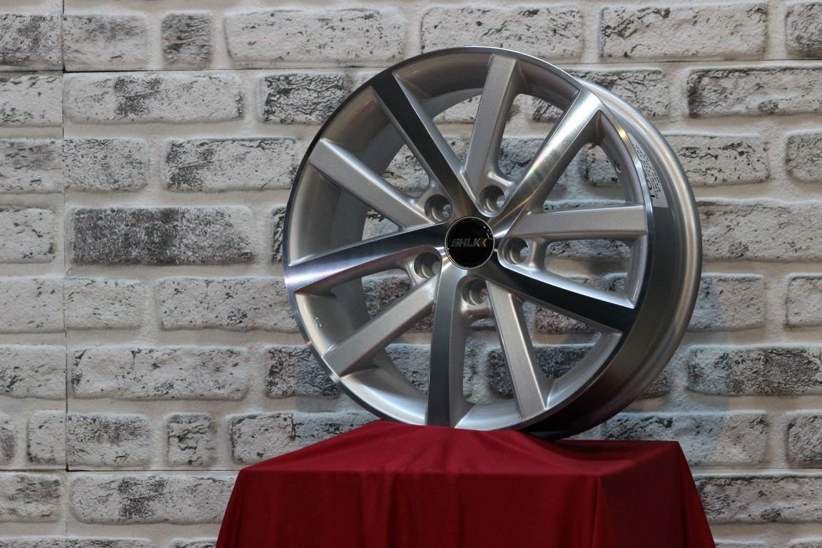 16 İnç 5X112 Audi-Wolksvagen Silver Machined Jant Takım