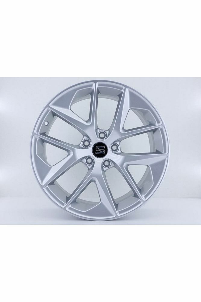 18 Inç Uyumlu  Caddy-golf-jetta-passat Jantı