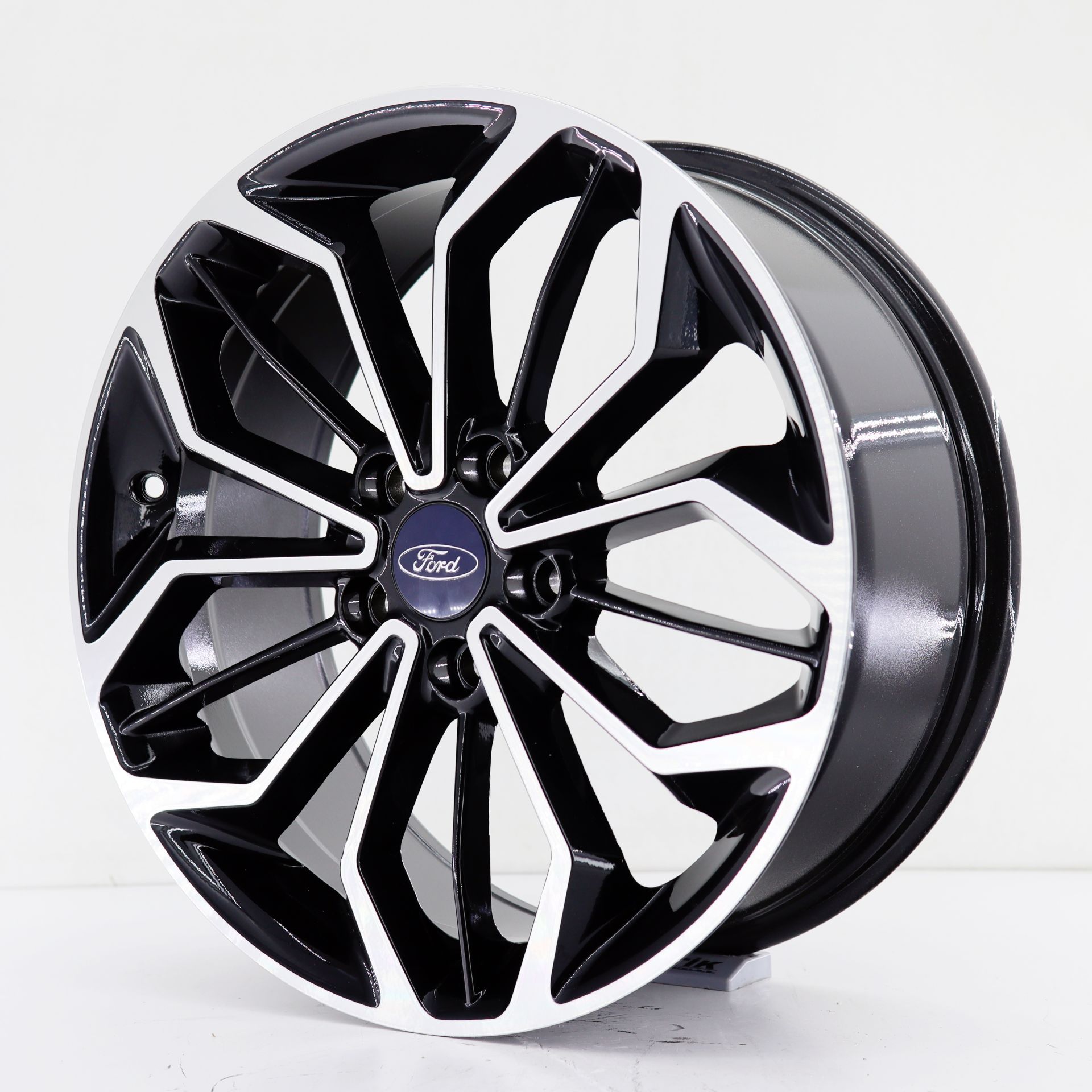 17'' 5X108 Ford Black Machined Jant Takım