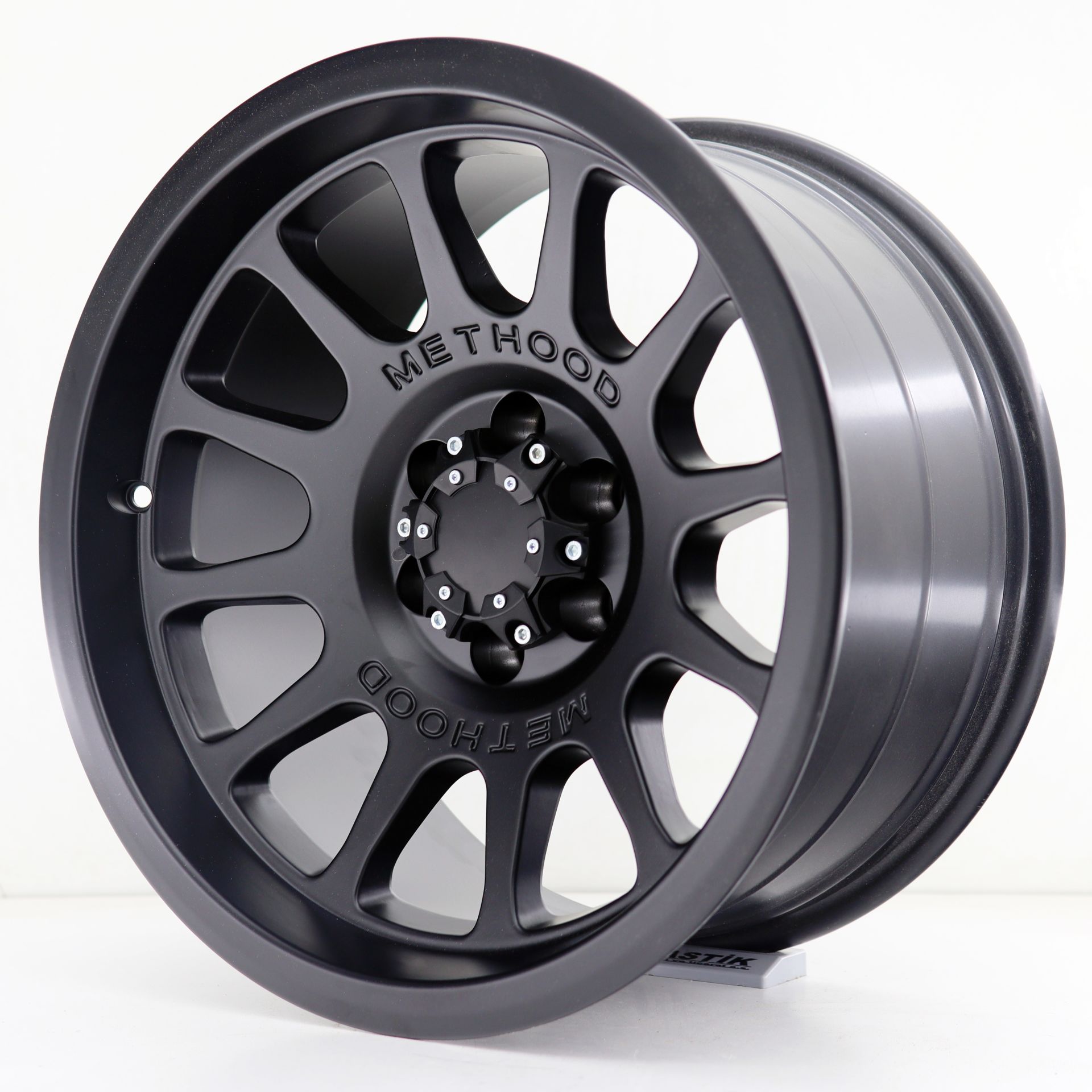 17 İnç 6X114.3 Nissan Navara Mercedes X-Class Matt Black Jant Takım