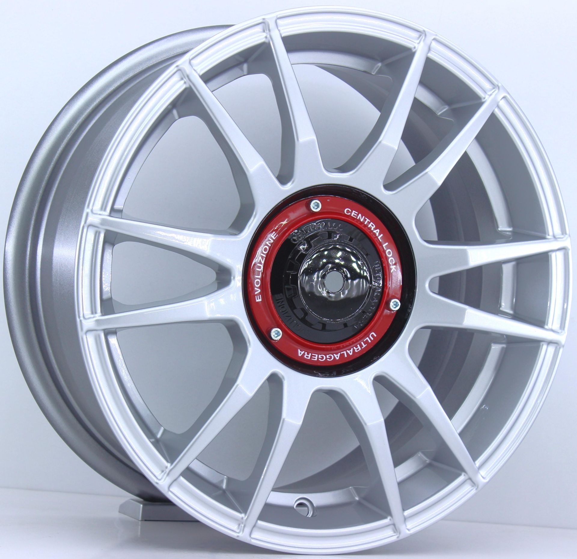 15 İnç 5X100 Volkswagen Polo Seat Skoda Fabia Kapaklı Ultrasport Silver Jant Takım