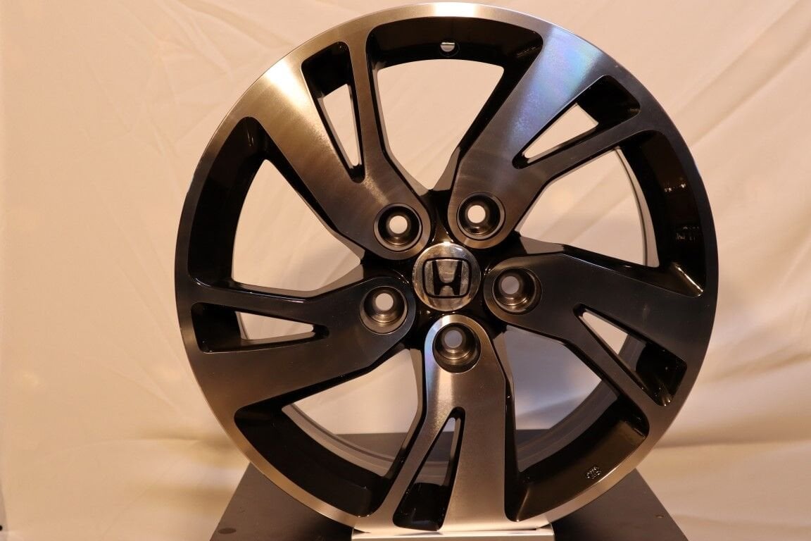 16'' İnç 5X114.3 Hyundai-Nissan-Toyota-Honda Black Machined Jant Takım