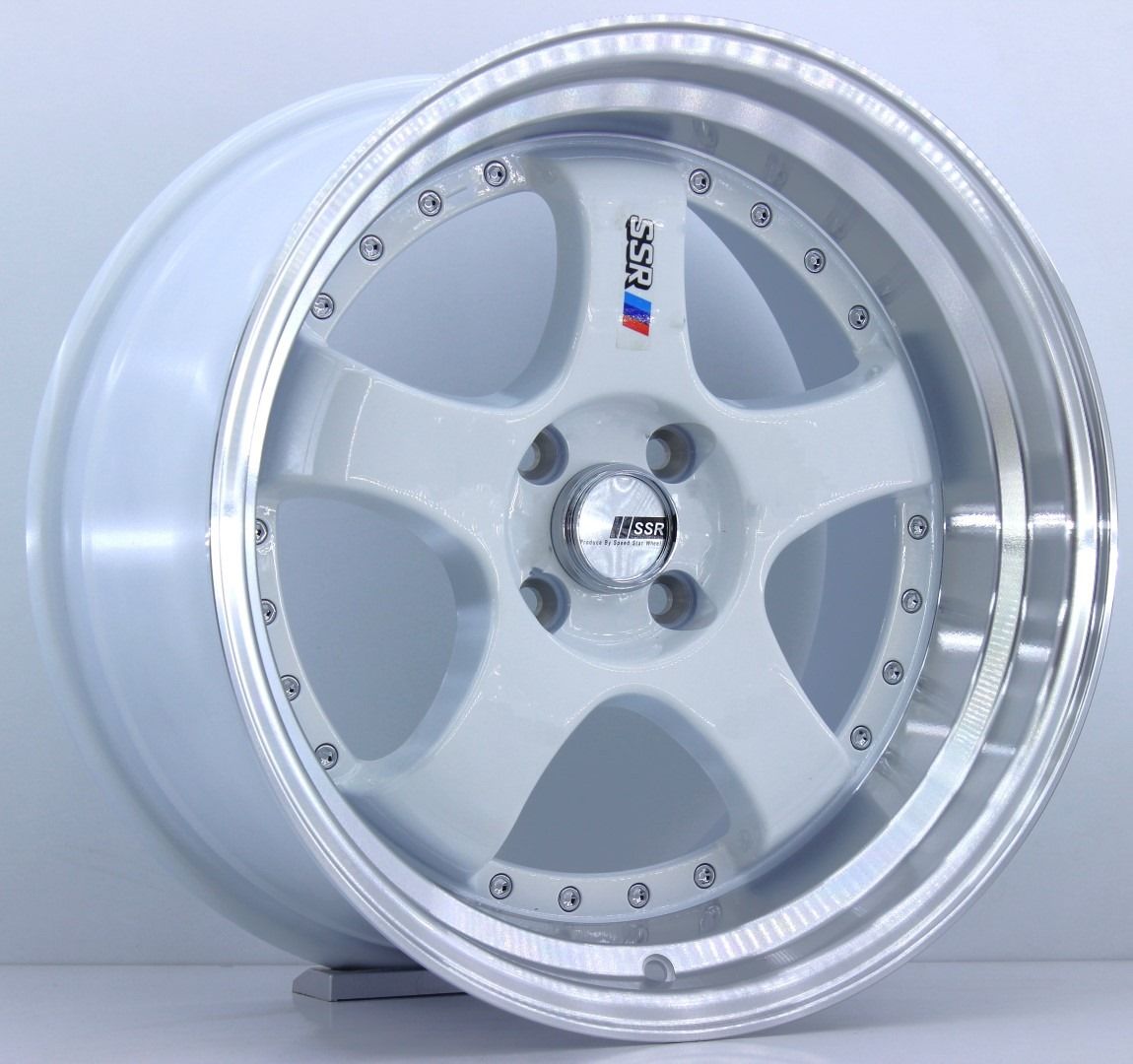 17 İnç 4X100 Renault Fiat Honda Volkswagen Hyundai SSR Lip Polish White Jant Takımı