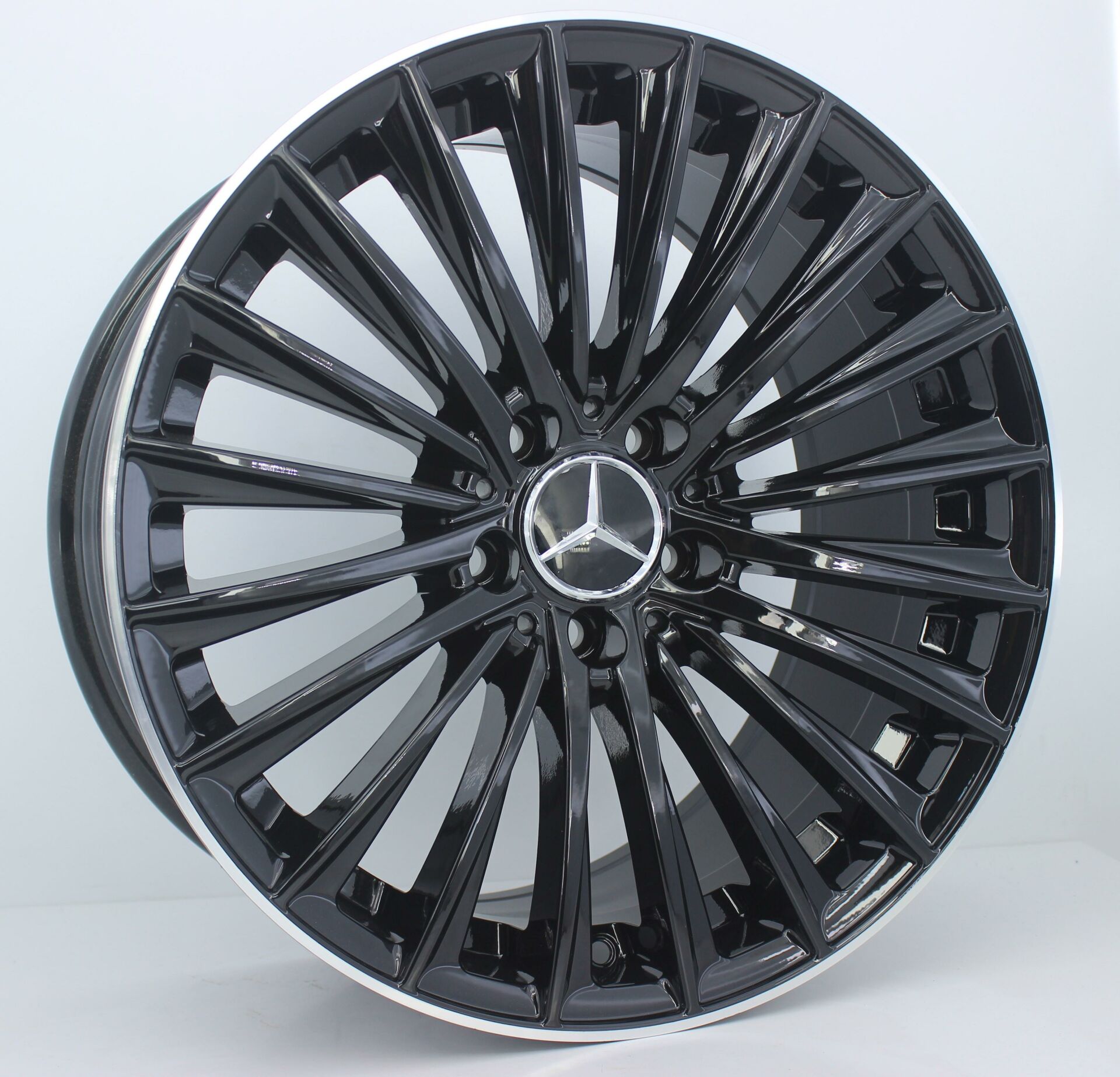 19 İnç 5X112 Mercedes E Klass C Klass A Klass S Klass Black Lip Polish Jant Takımı