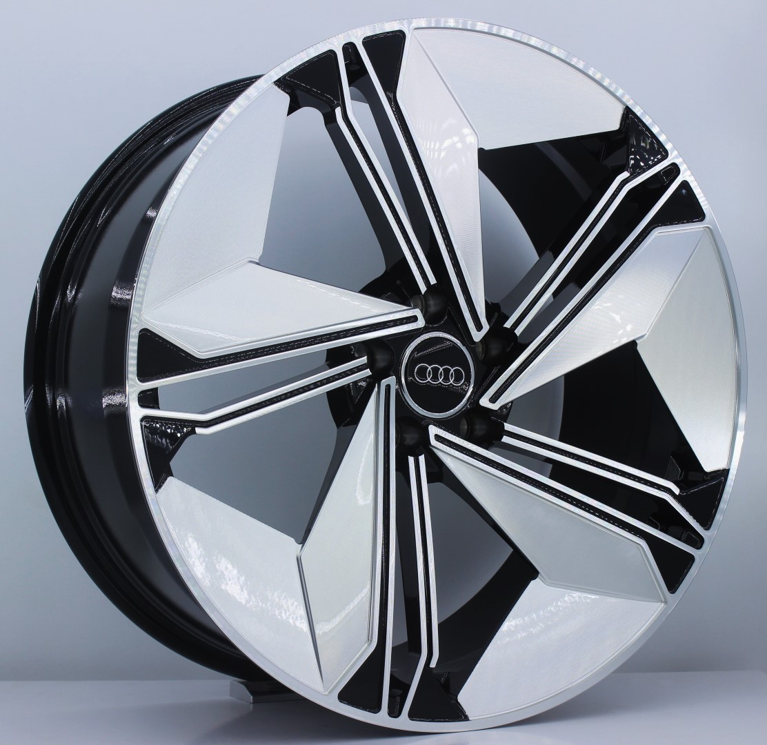 22 İnç 5X112 Audi E-Tron Black Milling Jant Takım