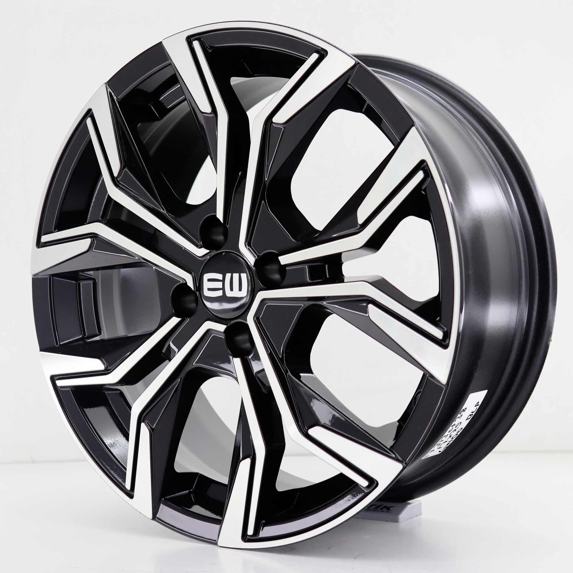 17'' İnç 5X114.3 Renault İcon Black Machined  Jant Takım