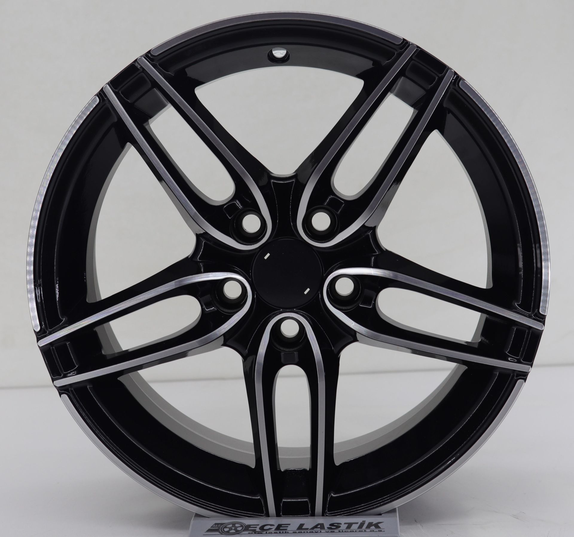 15 İnç 5X98 Alfa Romeo Citroen Peugeot Black Polish Jant Takım
