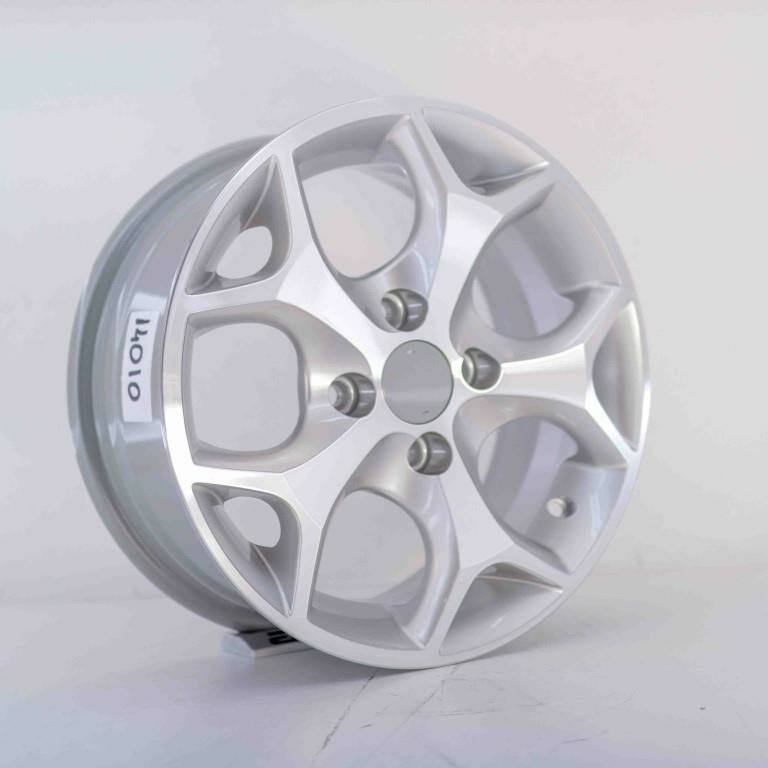 15 İnç 5X100 Seat Skoda Volkswagen Kar Tanesi Silver Jant Takımı