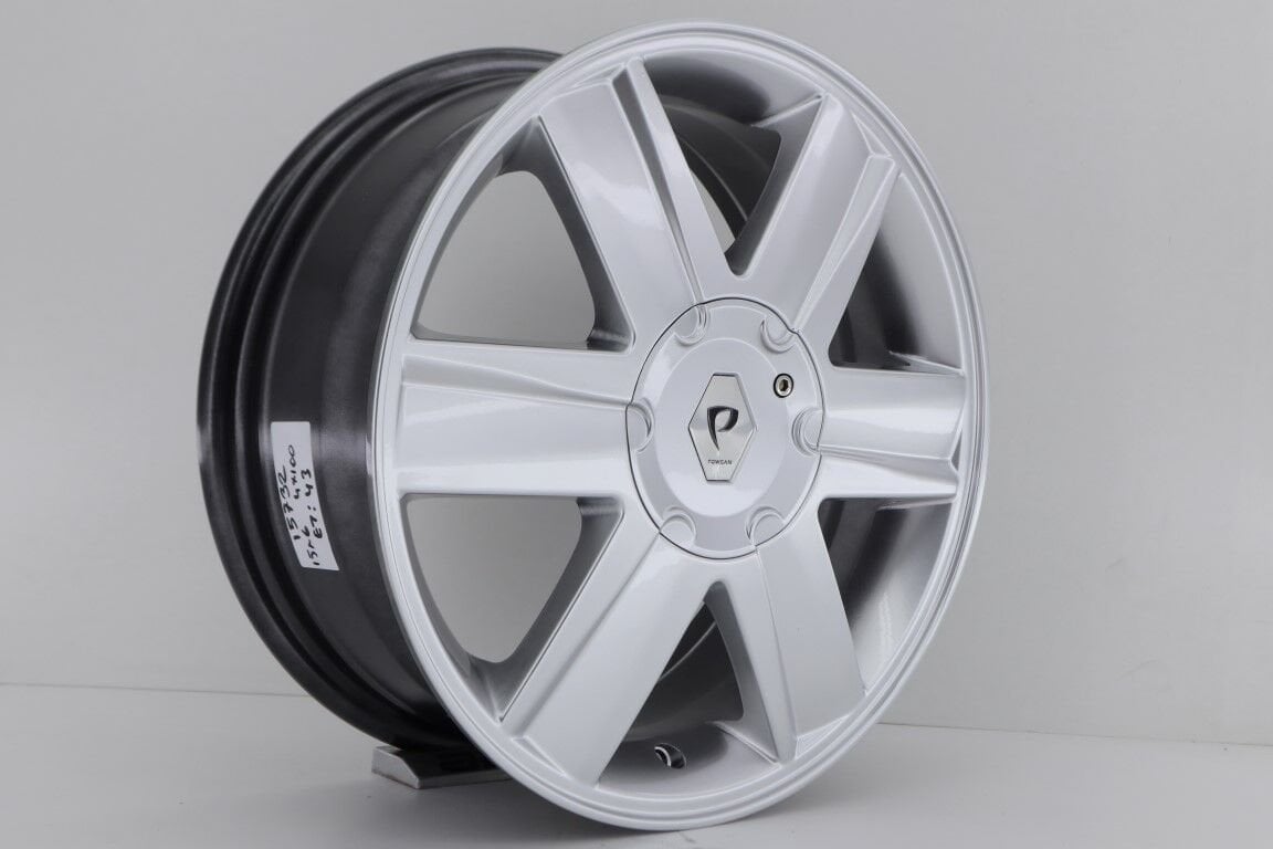 15'' İnç 4X100 15*6 Et43 Fiat Reanult Honda Hyper Silver  Jant Takım