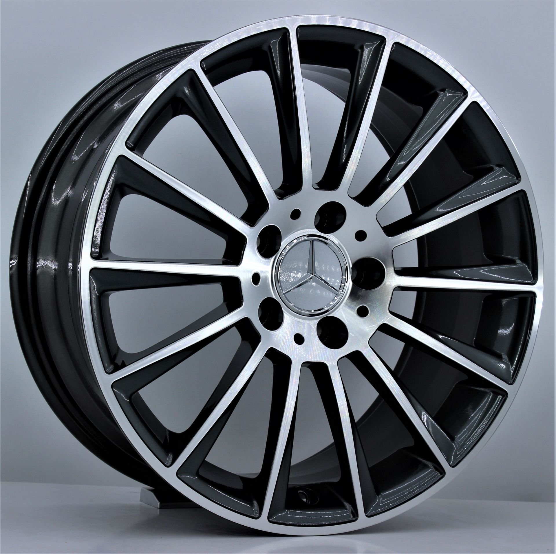 20'' İnç 5X112 20X8.5-9.5 Et38/48 Mercedes S-Class Gun Machined Jant Takım